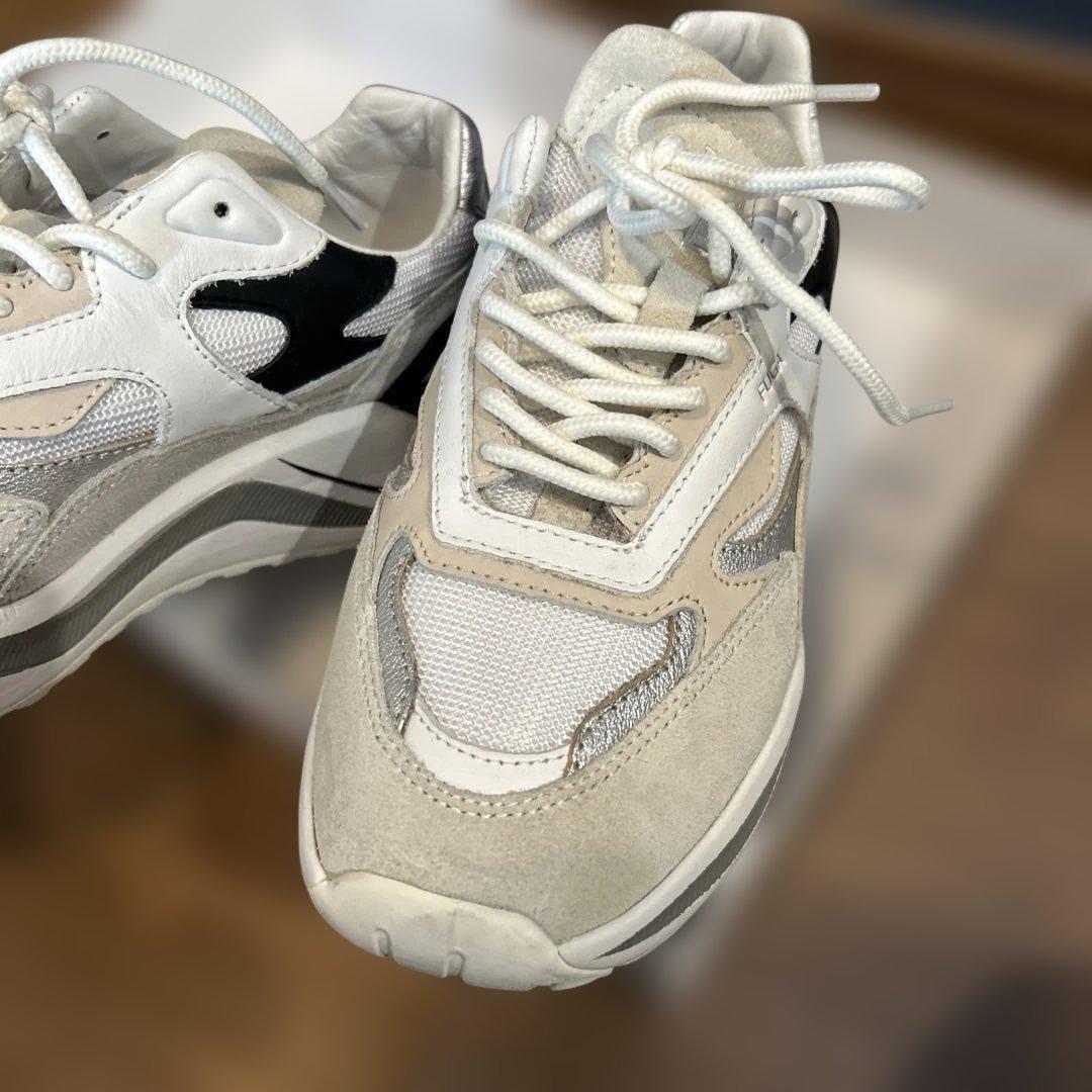 アリエルD.A.T.E . 試し履きのみFUGA