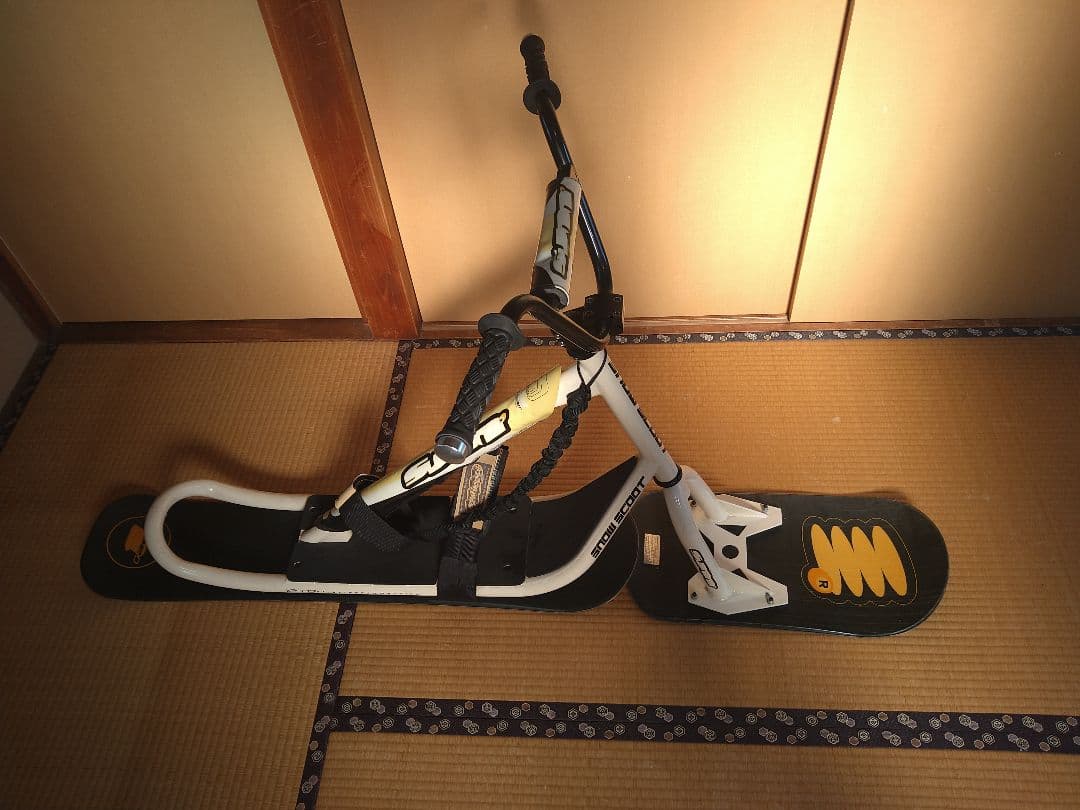 【スノースクート】SCOOT SUNNフレームモデル　大人用