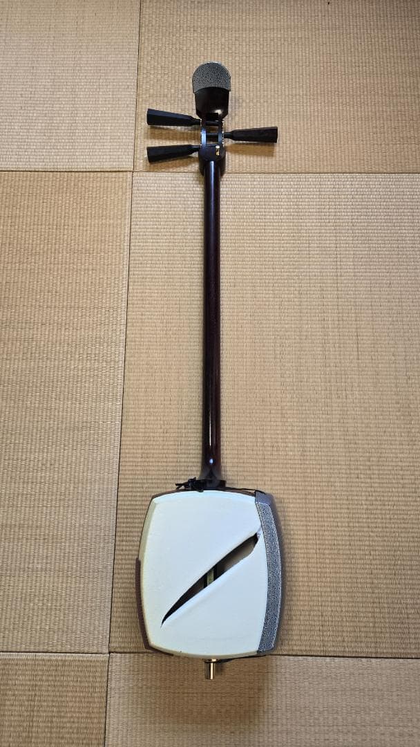 【津軽三味線】紅木　バチ2本付き