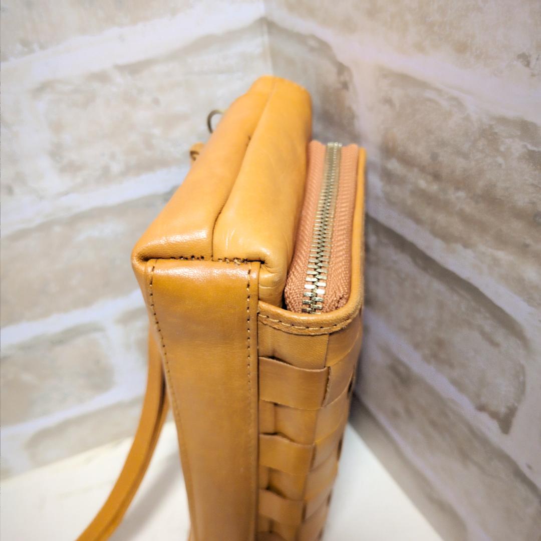 ★【ズッケロ フィラート】メッシュ ショルダーバッグ キャメル 美品 収納多し