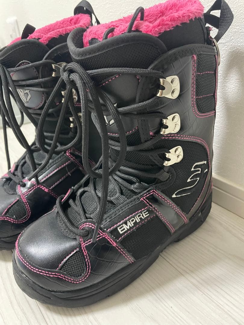 Empire 女性用スノーボードブーツ ブラック/ピンク