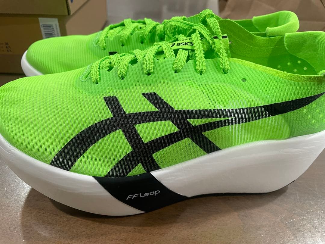 アシックス　メタスピード　レイ　ASICS SPEED RAY 24.0