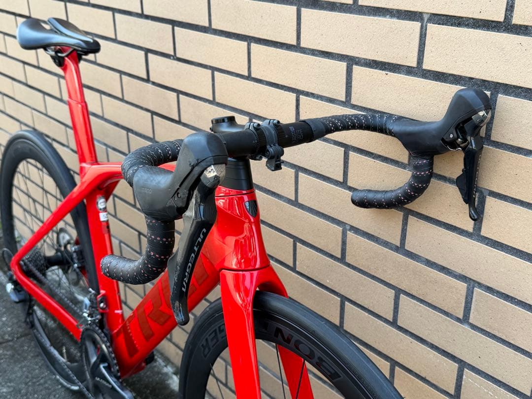 TREKトレック MADONE マドン SL6 DISC 完成車　2022