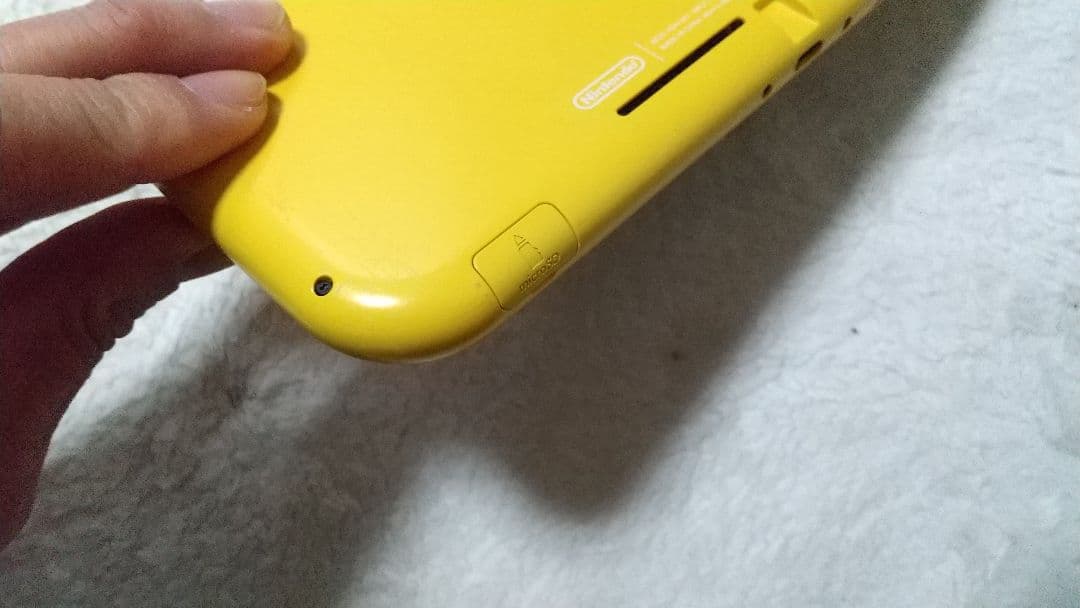 Nintendo Switch Lite イエロー 動作品 肉球カバー