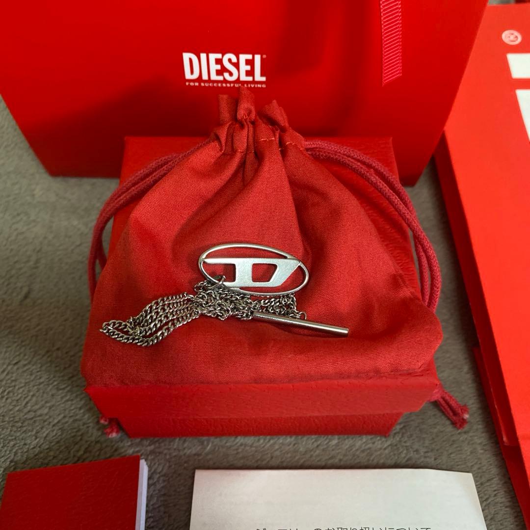 美品　ディーゼルブレスレットギフトショッパー付き
