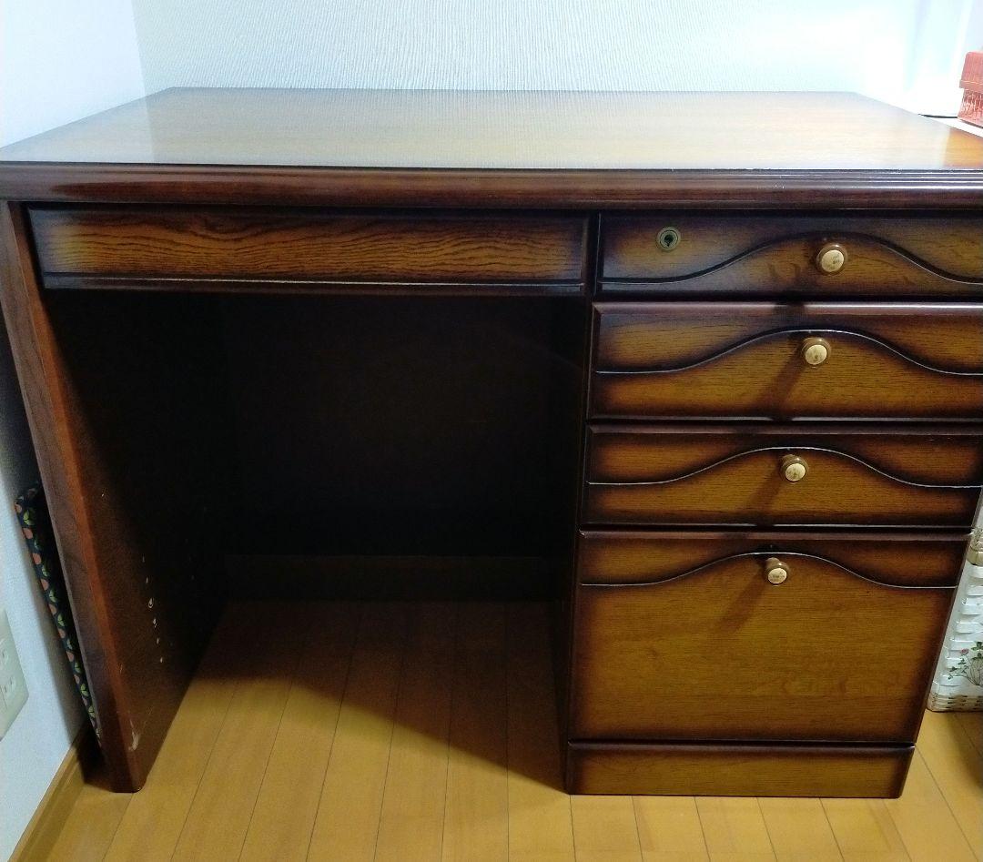 ✿イトーキ木製学習机　〜３月下旬まで