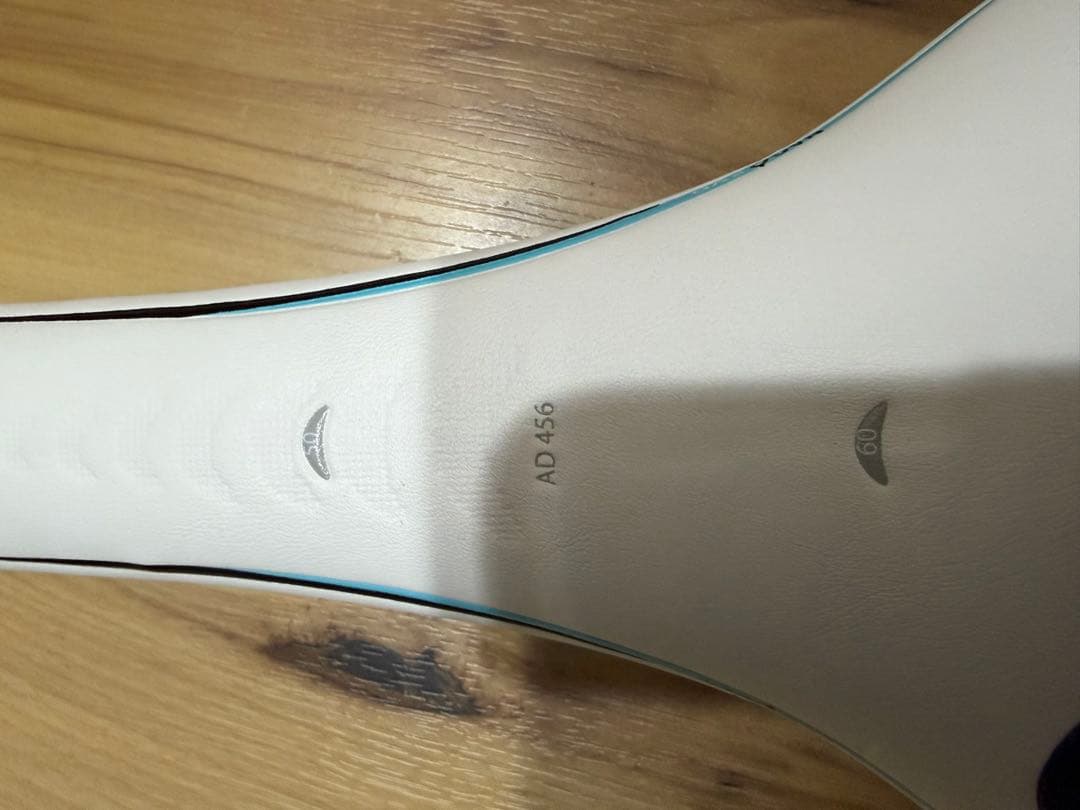 Prologo Nago EVO TR サドル ホワイト/ブルー カーボンレール