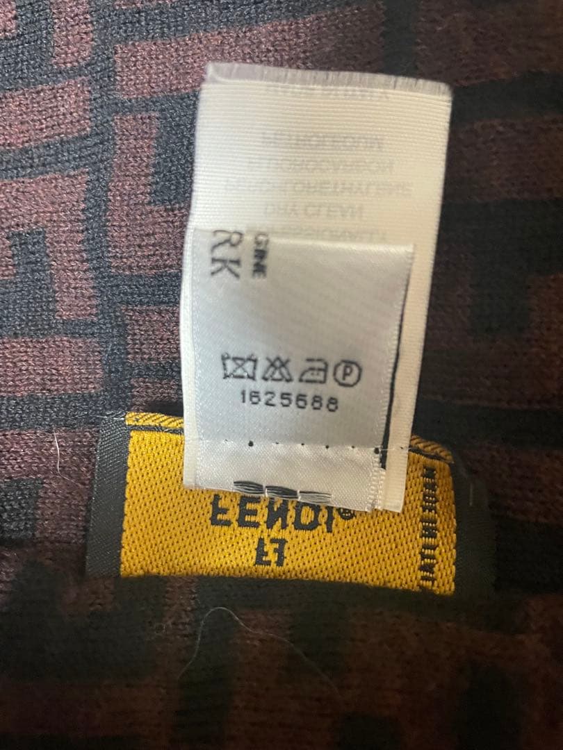 FENDI マフラー ブラックxブラウン ズッカ柄 イタリア製 50