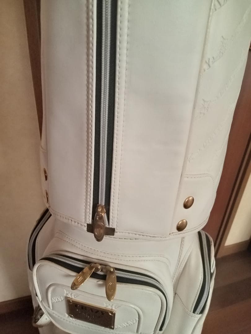 ★値下げ★CRAZY★キャディバッグ★9インチ★モノグラム型押しロゴ★白★