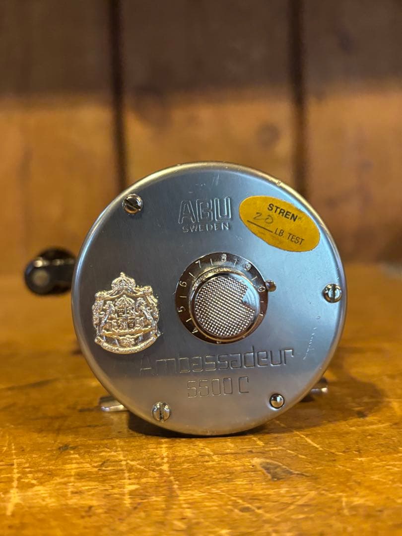 美品77年モデル】 アブ アンバサダー 5500C 整備済みの通販はau PAY