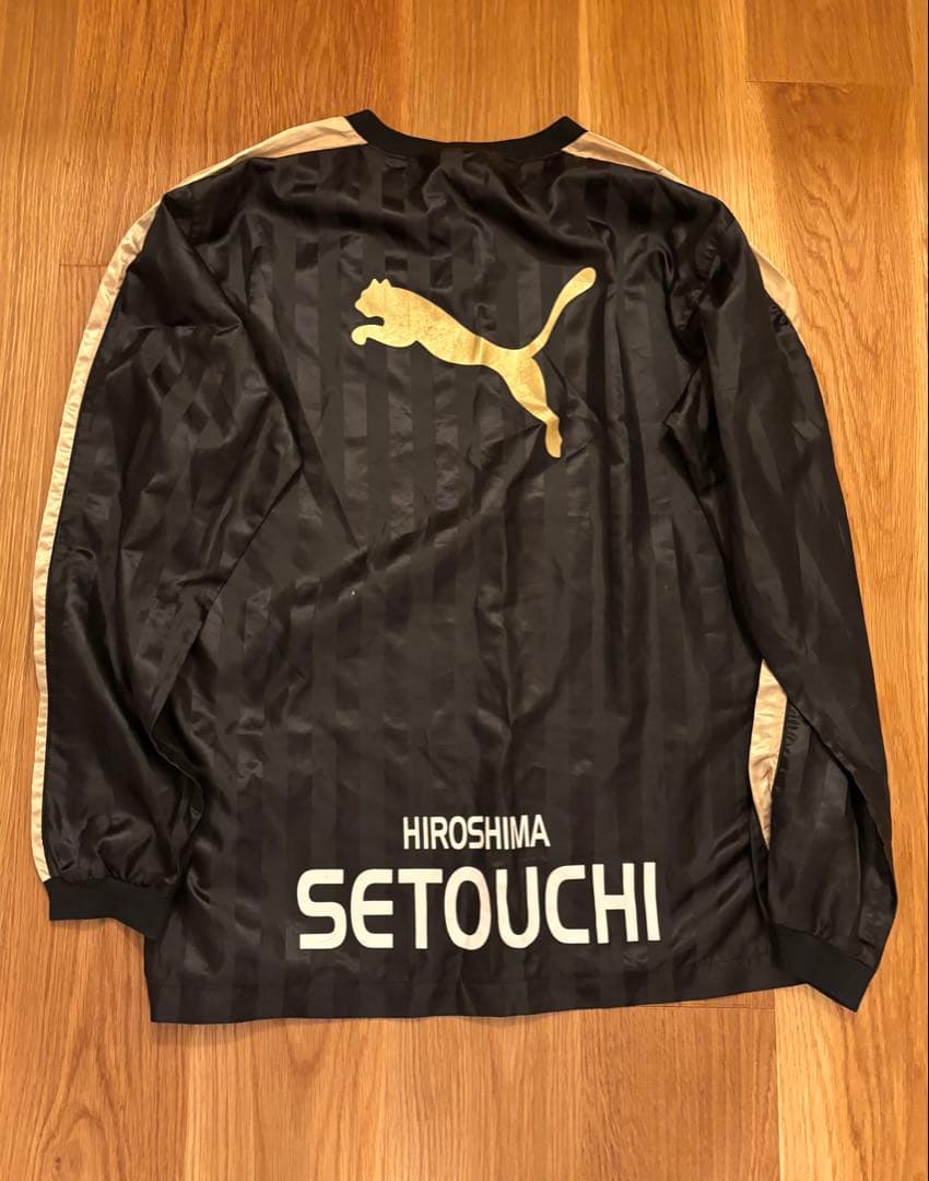 広島県瀬戸内高等学校サッカー部　PUMAウォーマー