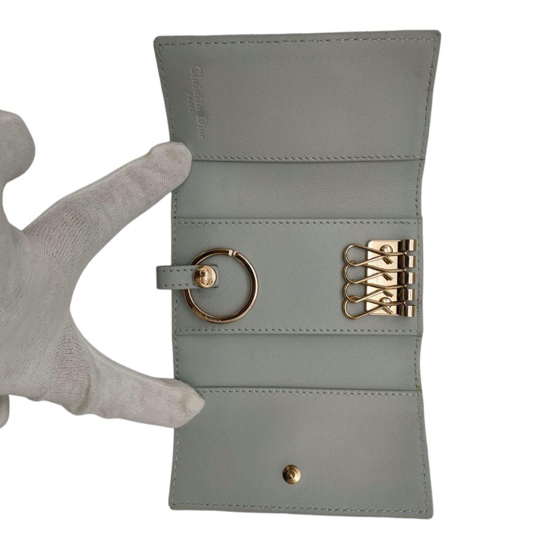 ディオール　キーケース　キーリング　カナージュ　ライトブルー　ディオールチャーム