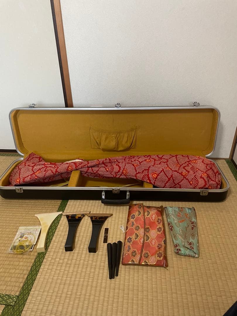 三味線　紫檀 金細　18k印　破れなし