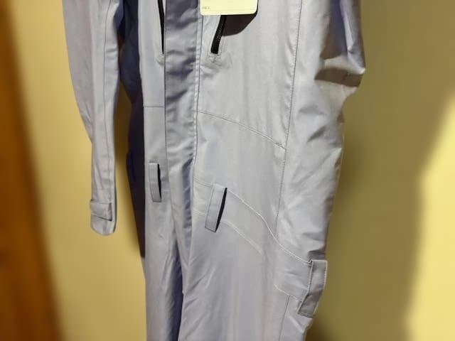 新品未使用 ONYONE スキーウェア 薄紫色