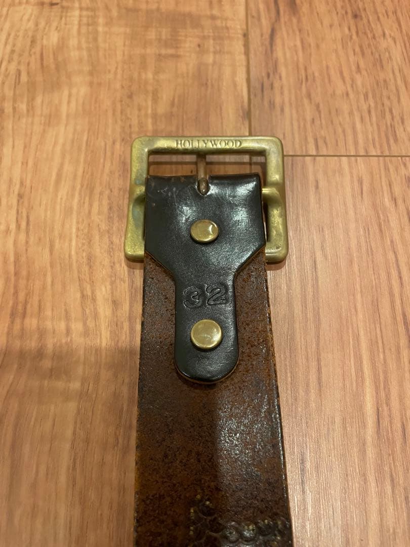 レア　HTC スタースタッズ　ベルト　32