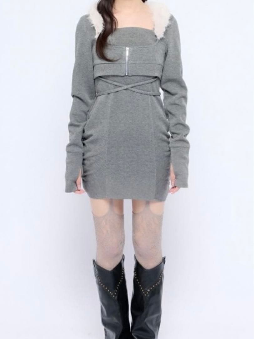 BUBBLES ファーカラークロスワンピース - メルカリ