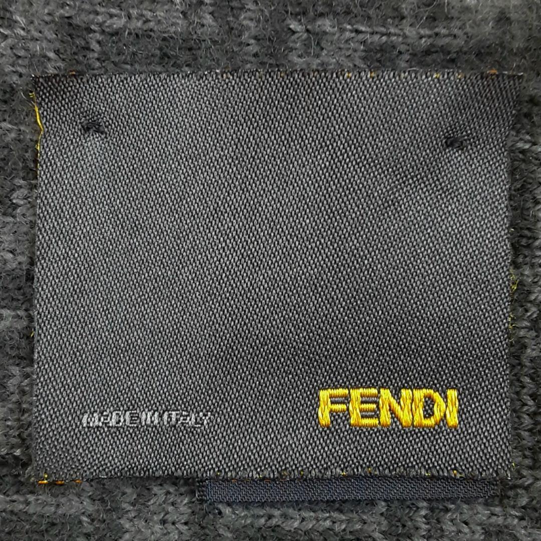 美品◎FENDI フェンディ マフラー ストール グレー ズッカ柄 イタリア製