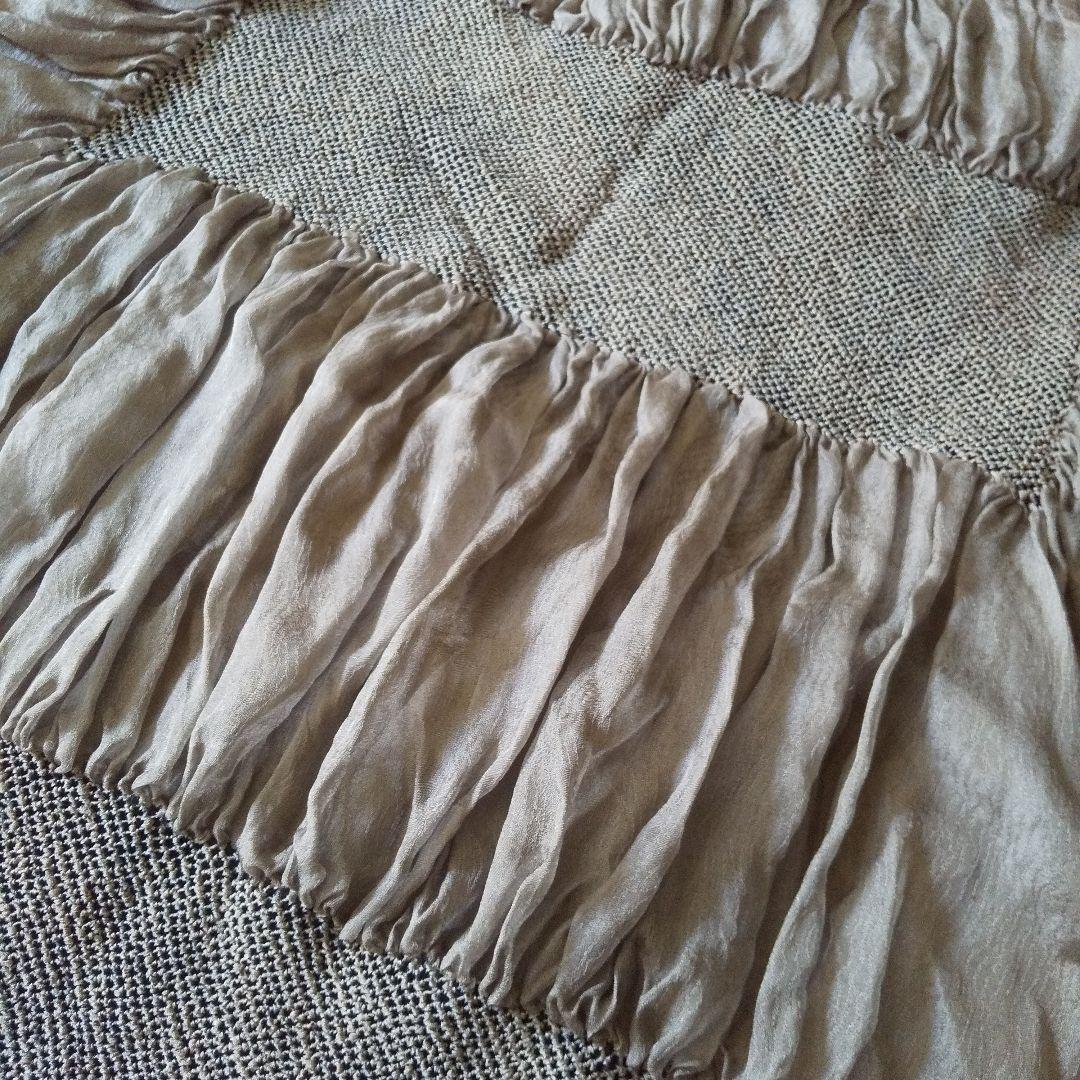 京都、片山文三朗商店、グレージュの100%シルク手絞りビッグストール