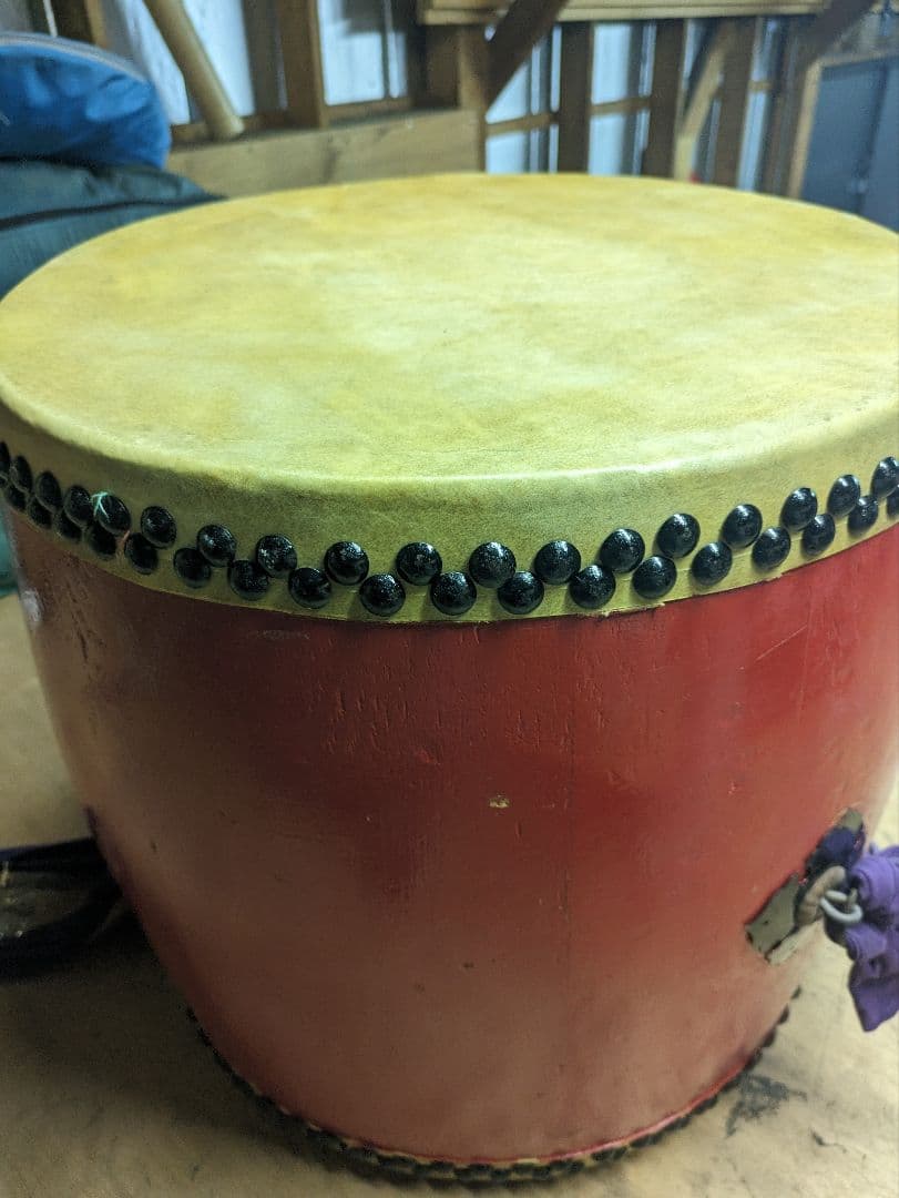 赤い和太鼓 木製 直径約40cm