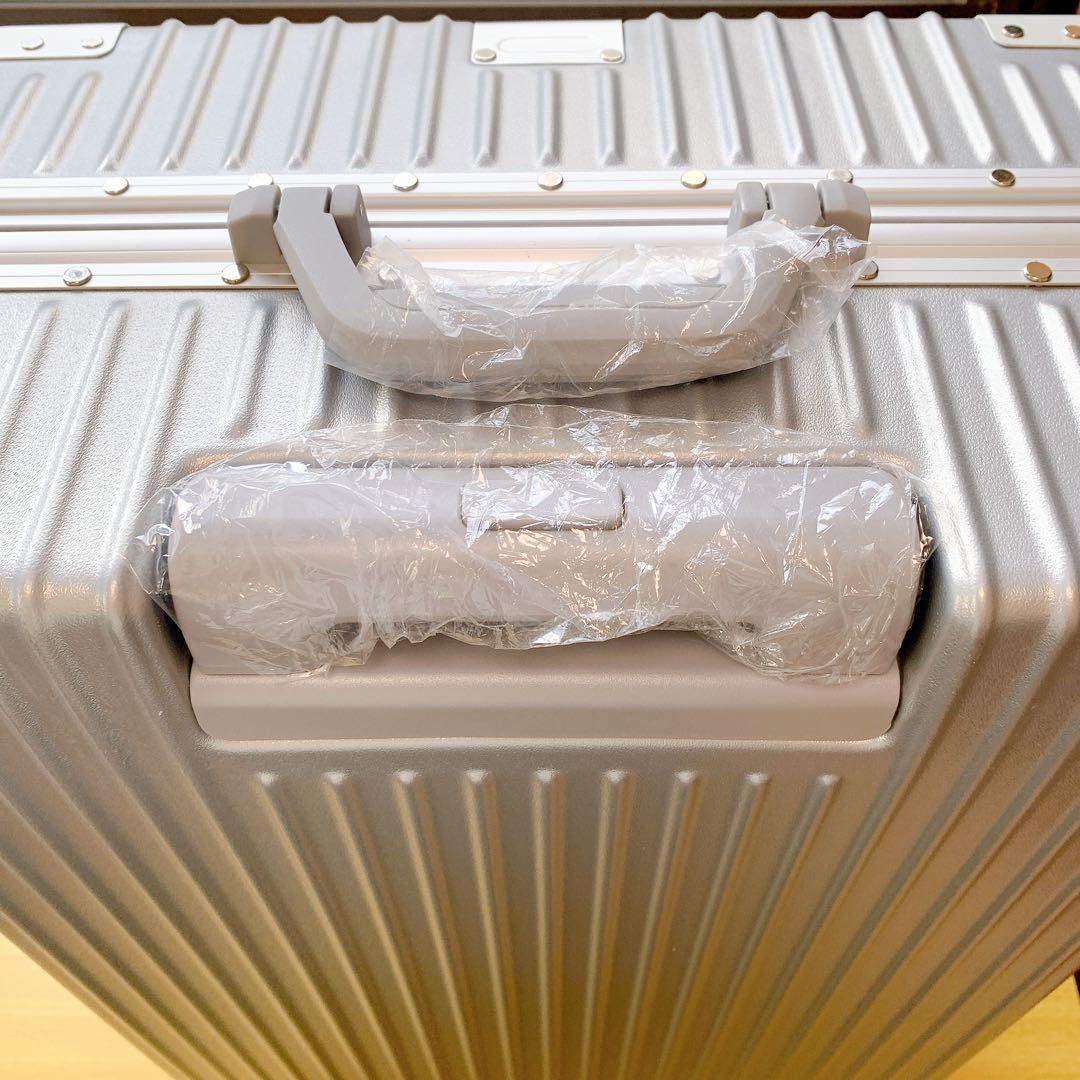 スーツケース キャリーケース シルバー　軽量　大型　大容量　旅行　5-7泊