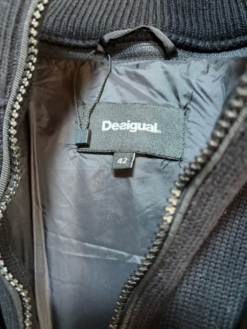 早い者勝ち！新品デシグアルかわいい中綿ダウンコート黒レア大きなサイズ42遊び心