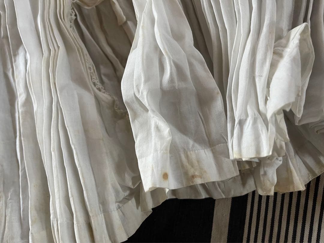 フランスアンティーク　教会神父さん聖歌隊コーラスのブラウス　リネンシャツ　レース