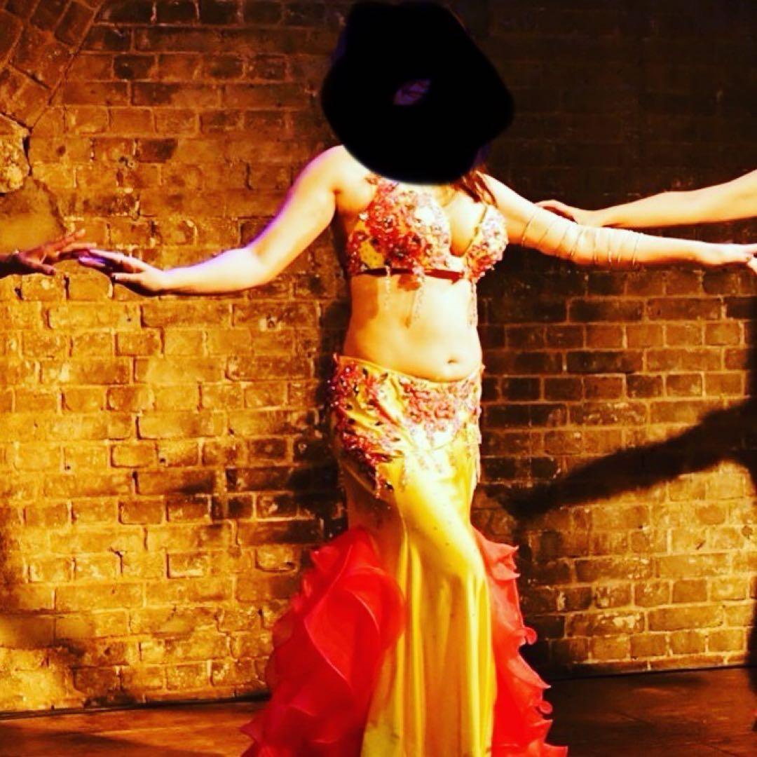 年末売り切り大セール‼️ ベリーダンス 衣装　 イエロー ピンク フリル