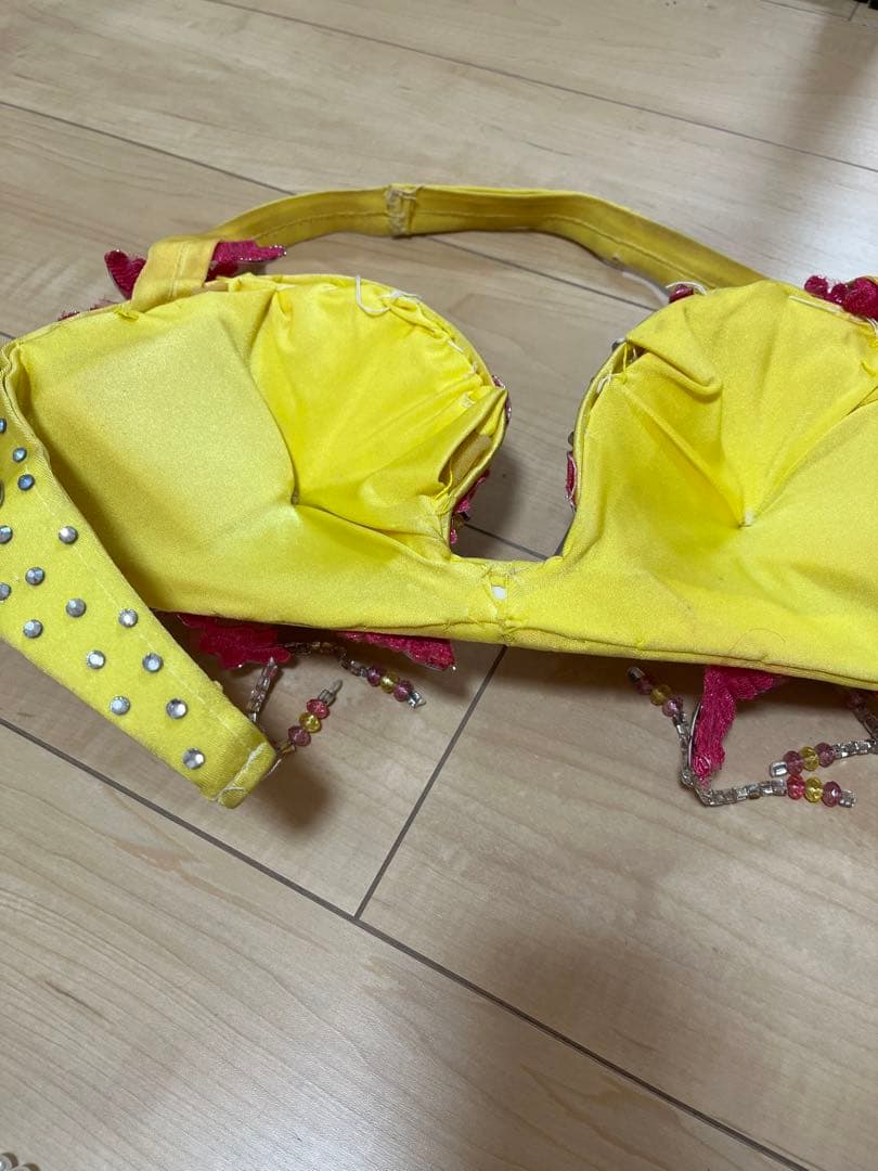 年末売り切り大セール‼️ ベリーダンス 衣装　 イエロー ピンク フリル