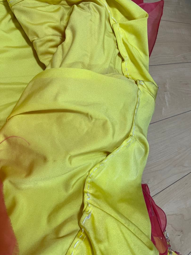 年末売り切り大セール‼️ ベリーダンス 衣装　 イエロー ピンク フリル