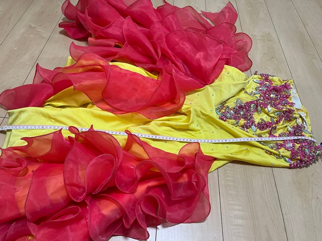 年末売り切り大セール‼️ ベリーダンス 衣装　 イエロー ピンク フリル