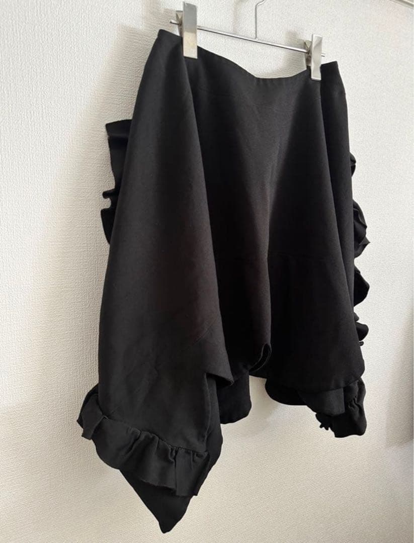 12/17まで限定お値下げCOMMEdesGARCONS フリルスカート