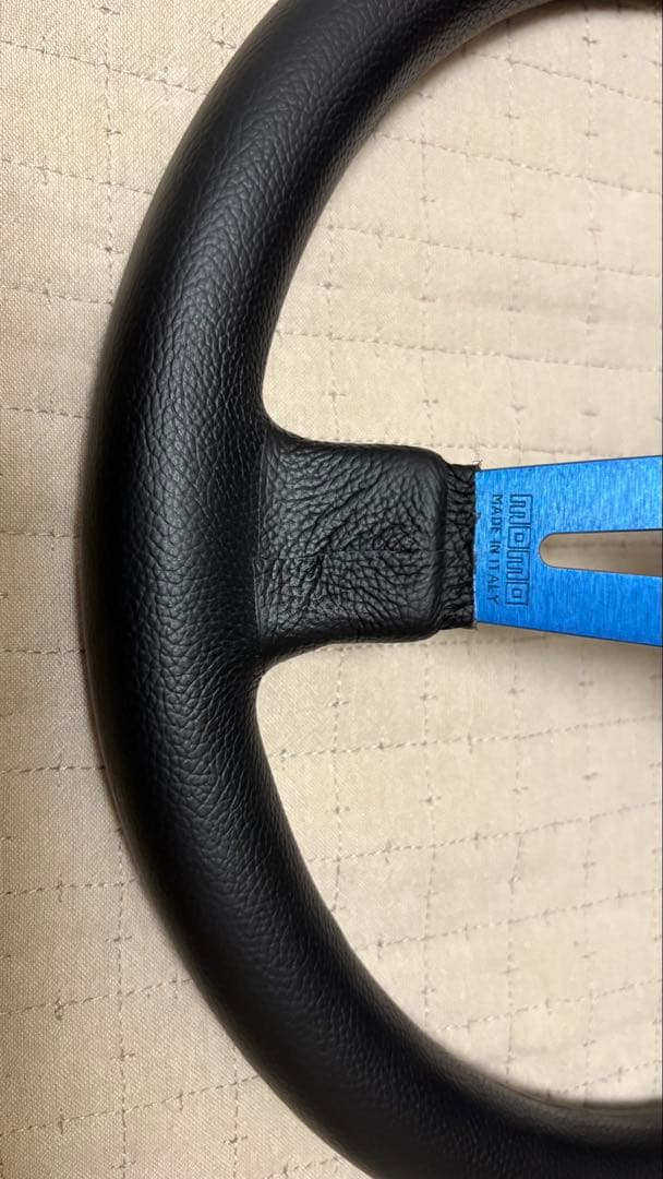 MOMO ステアリング　MOD.08 モデル08 ブルー