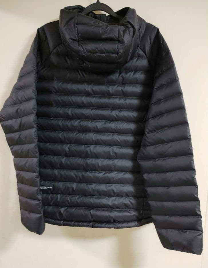 美品 ジャックウルフスキンPASSAMANI HOODY M Phantom L - メルカリ