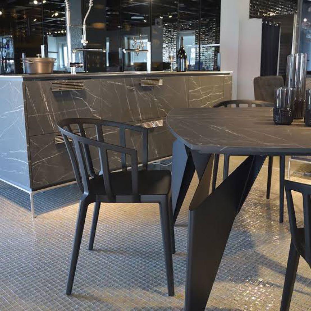 トーヨーキッチン ダイニングテーブル　カルテル