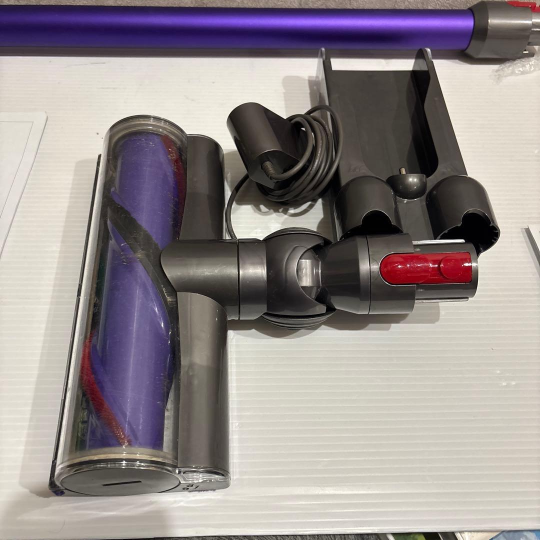 Dyson Cyclone V10 掃除機 本体＋付属品多数 動作確認済