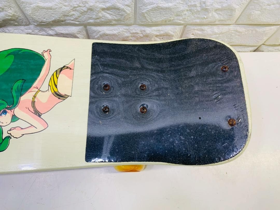 8Z未使用 うる星やつら スケボー スケートボードラムちゃん長期保管品