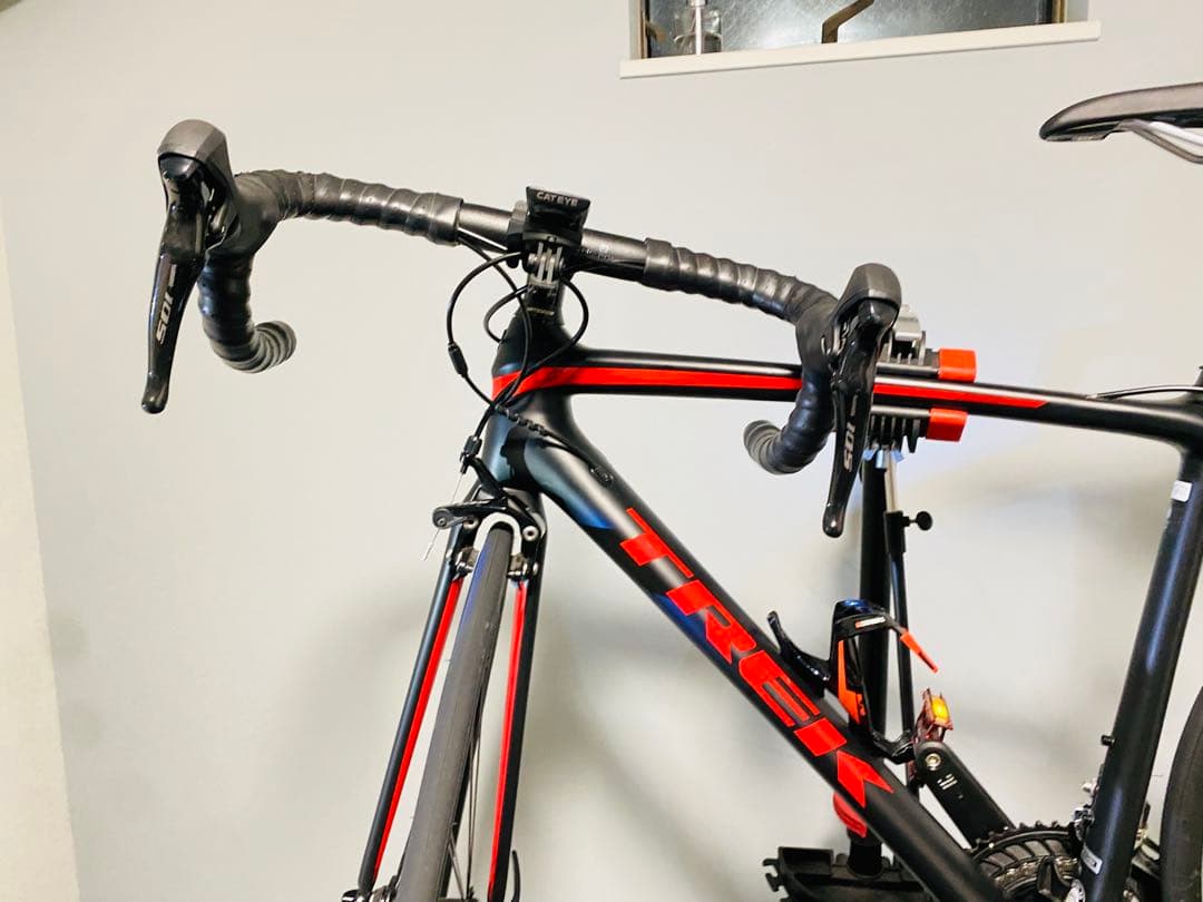 トレック　エモンダTREK Émonda SL 5 Disc 黒　赤　サイズ52