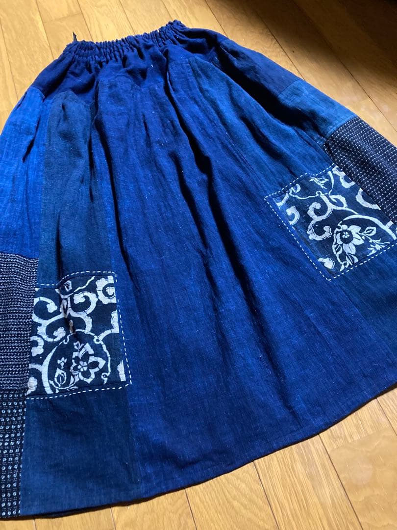 古布リメイクハンドメイド　藍染筒がき型染めはぎはぎスカート