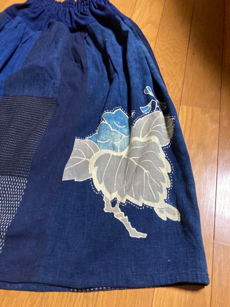 古布リメイクハンドメイド　藍染筒がき型染めはぎはぎスカート