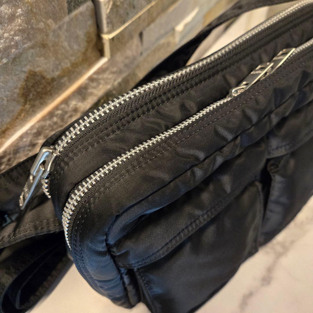 未使用　美品　PORTER　TANKER　タンカー ショルダーバッグ　2層　黒