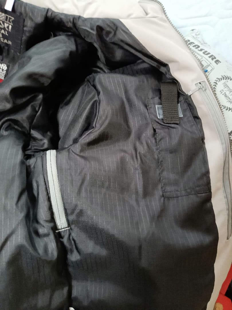 スキーウェア　L 　BōYA　 送料込み ✿発送