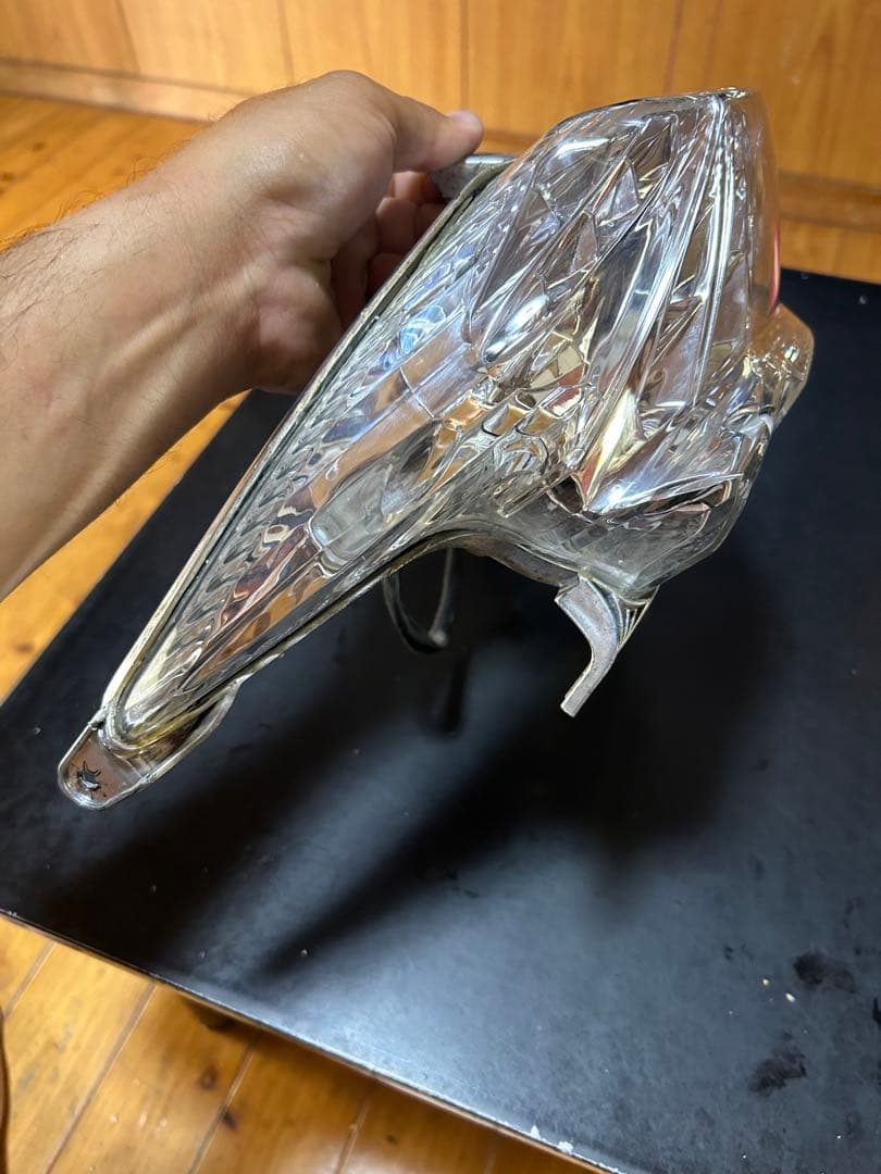 沖縄からアドレスV125S用キジマLEDテールLEDウィンカー