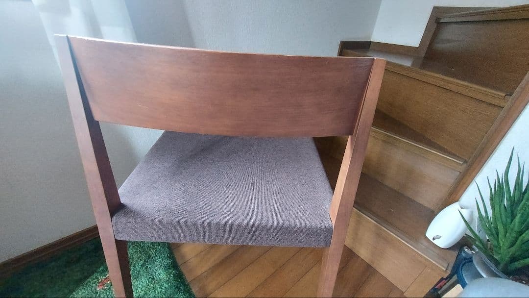 ポンカン アルフレックス シン ウォールナット ダイニングチェア ①