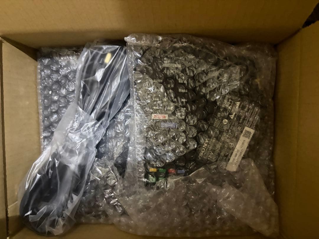 【美品】SONY Blu-rayプレーヤー 4K（HDMIケーブル・純正電池付）