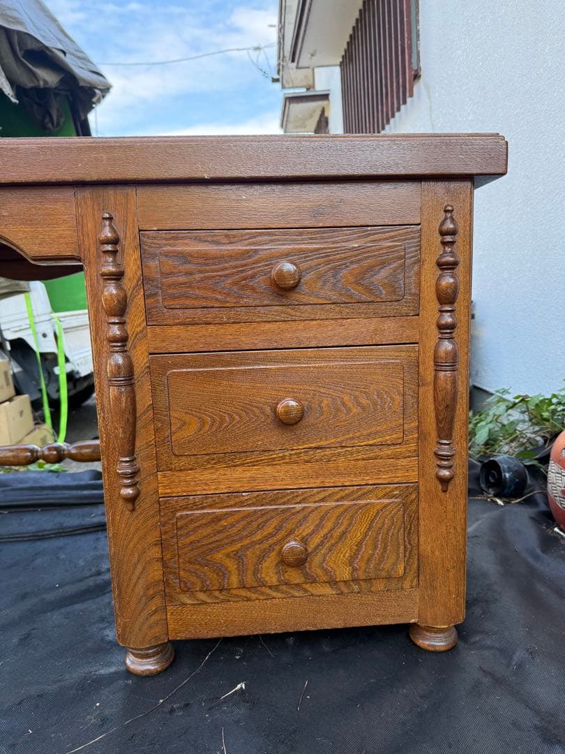 引き取り限定！埼玉　アンティーク調 木製書斎机 クラシックデスク オーク風