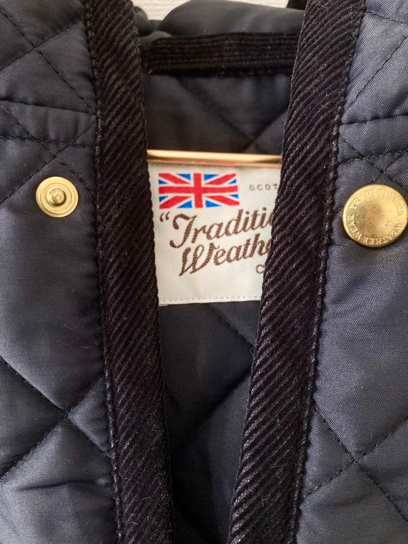 【美品 DRESSTERIOR別注】フードキルティングコート