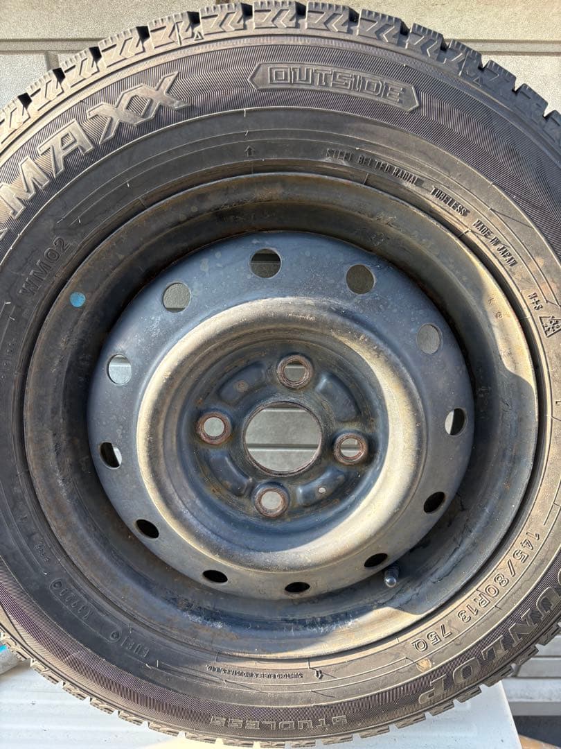 スタッドレスタイヤホイールセット　145/80r13