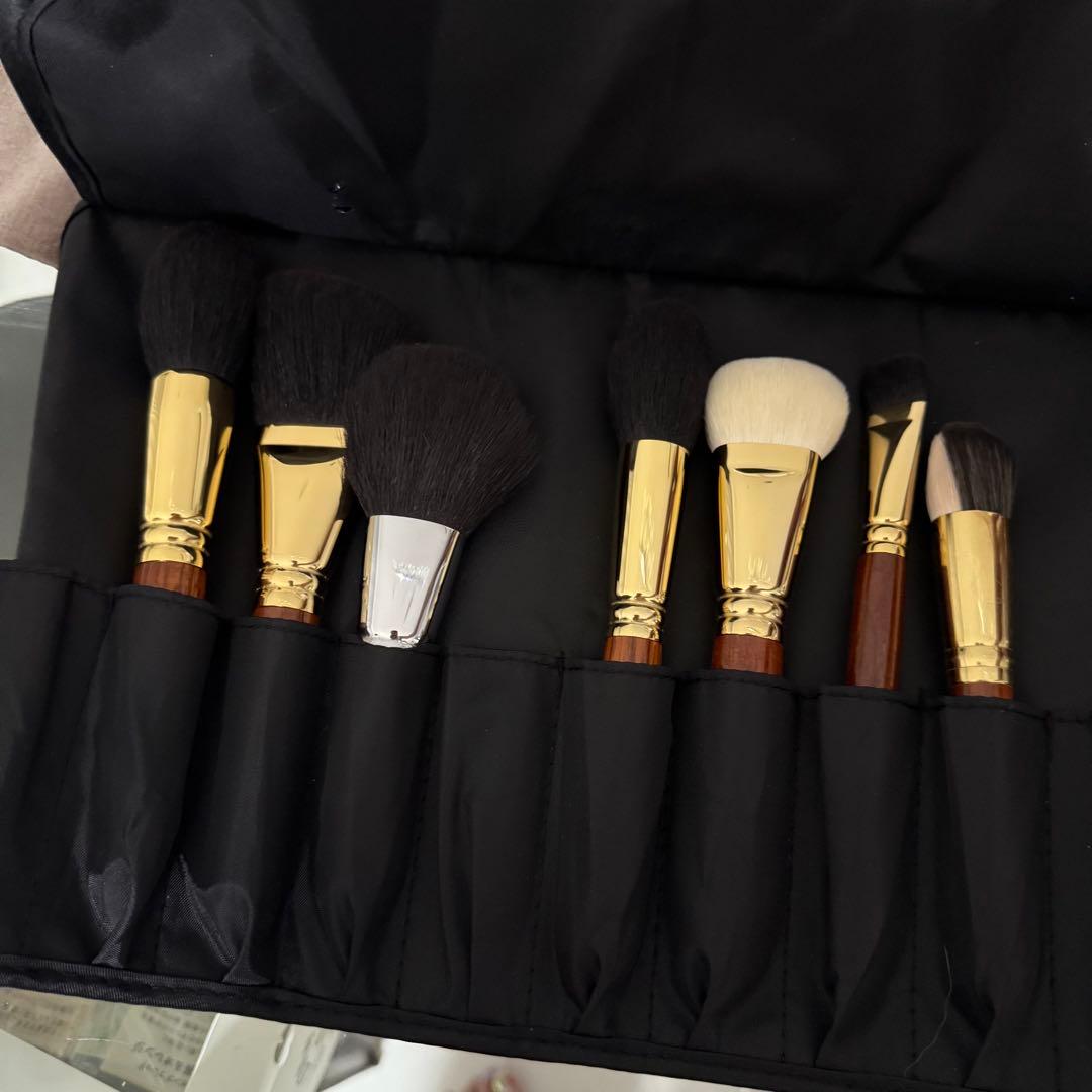 【新品未使用品】ウエダ美粧堂 ファンデーションブラシ （丸平）B-FD-01