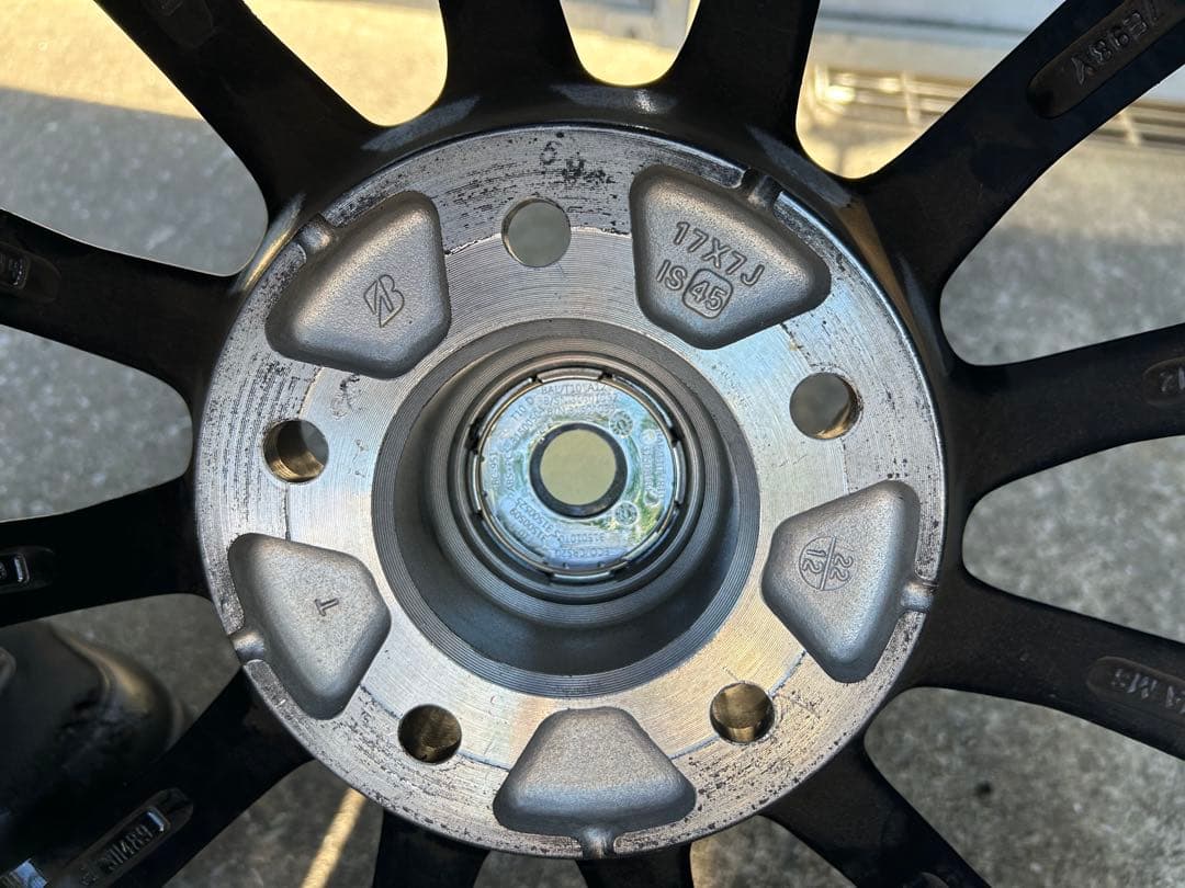 M&H様ブリヂストン REGNO GRVⅡ 205/55R17 ホイールセット