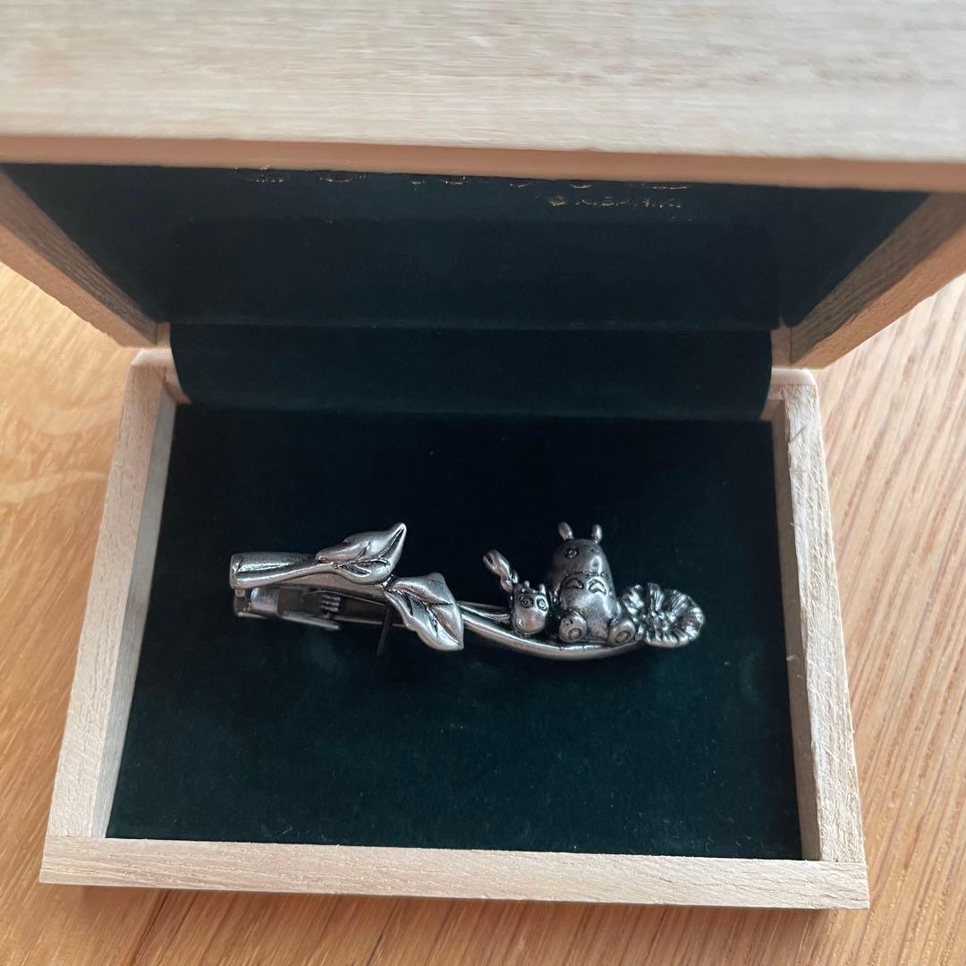 となりのトトロ ネクタイピン - メルカリ